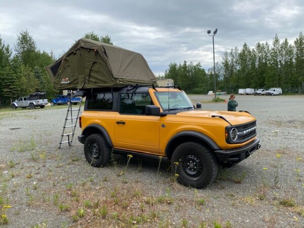 2022 Ford Bronco SUV with Tent Topper - Image 15