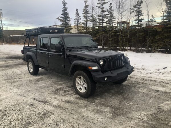 2020 Jeep Gladiator Sport S 4x4 Black with Tent Topper - Image 5