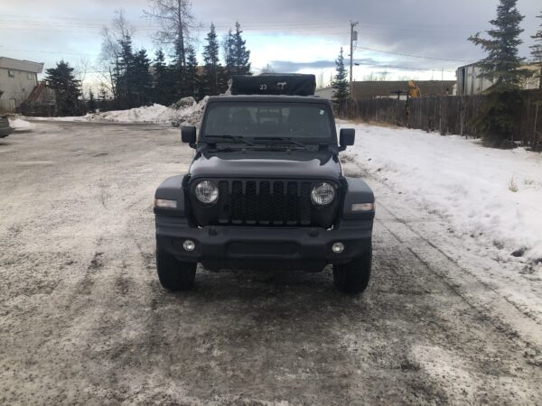 2020 Jeep Gladiator Sport S 4x4 Black with Tent Topper - Image 3